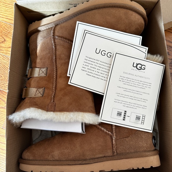 Ugg Fairmont boots in Chestnut Size 6 - Picture 4 of 6
